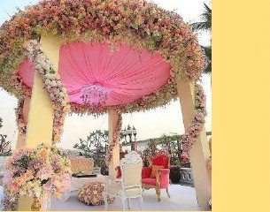 Circular Floral Dome Mandap - Carnival Board Games Rental & Sale