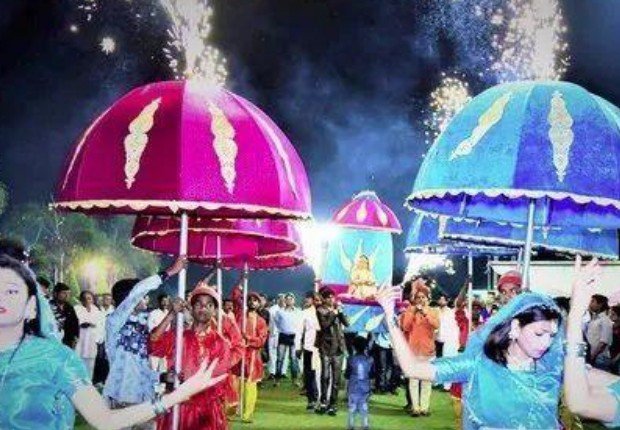 Illuminated Umbrella Procession - Carnival Board Games Rental & Sale